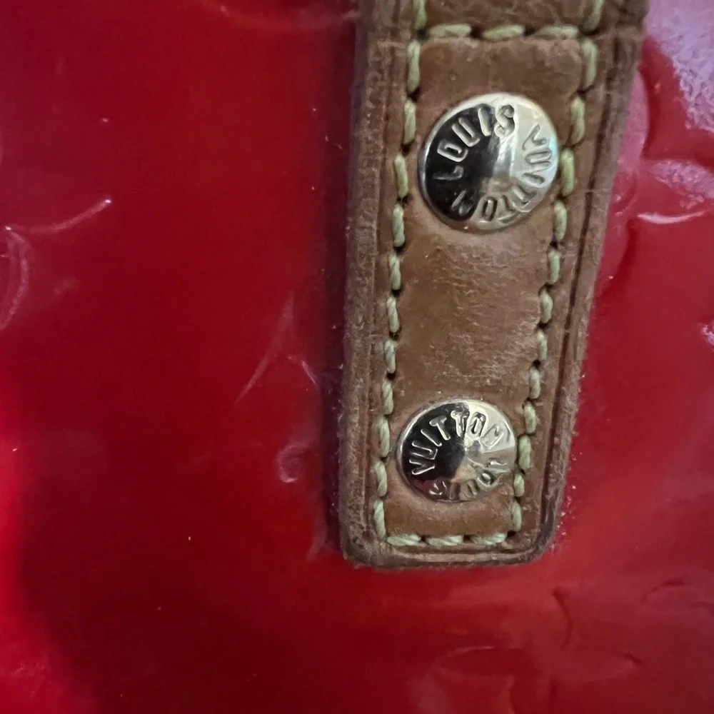 *Sold* Louis Vuitton Vernis Red Patent Leather Tote Handbag Authenticated! - Picture 5 of 16